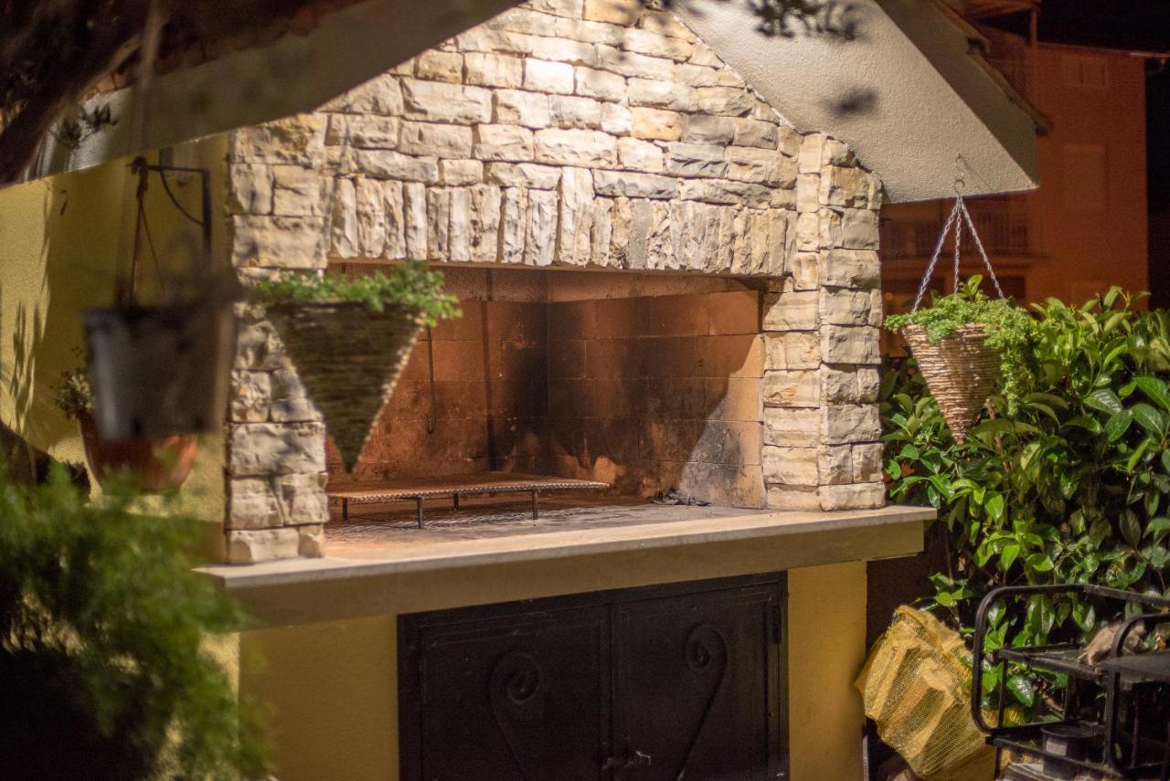 Apartmani Julija Vodice Luaran gambar