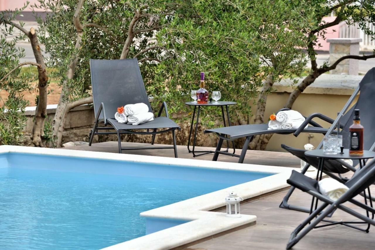 Apartmani Julija Vodice Luaran gambar