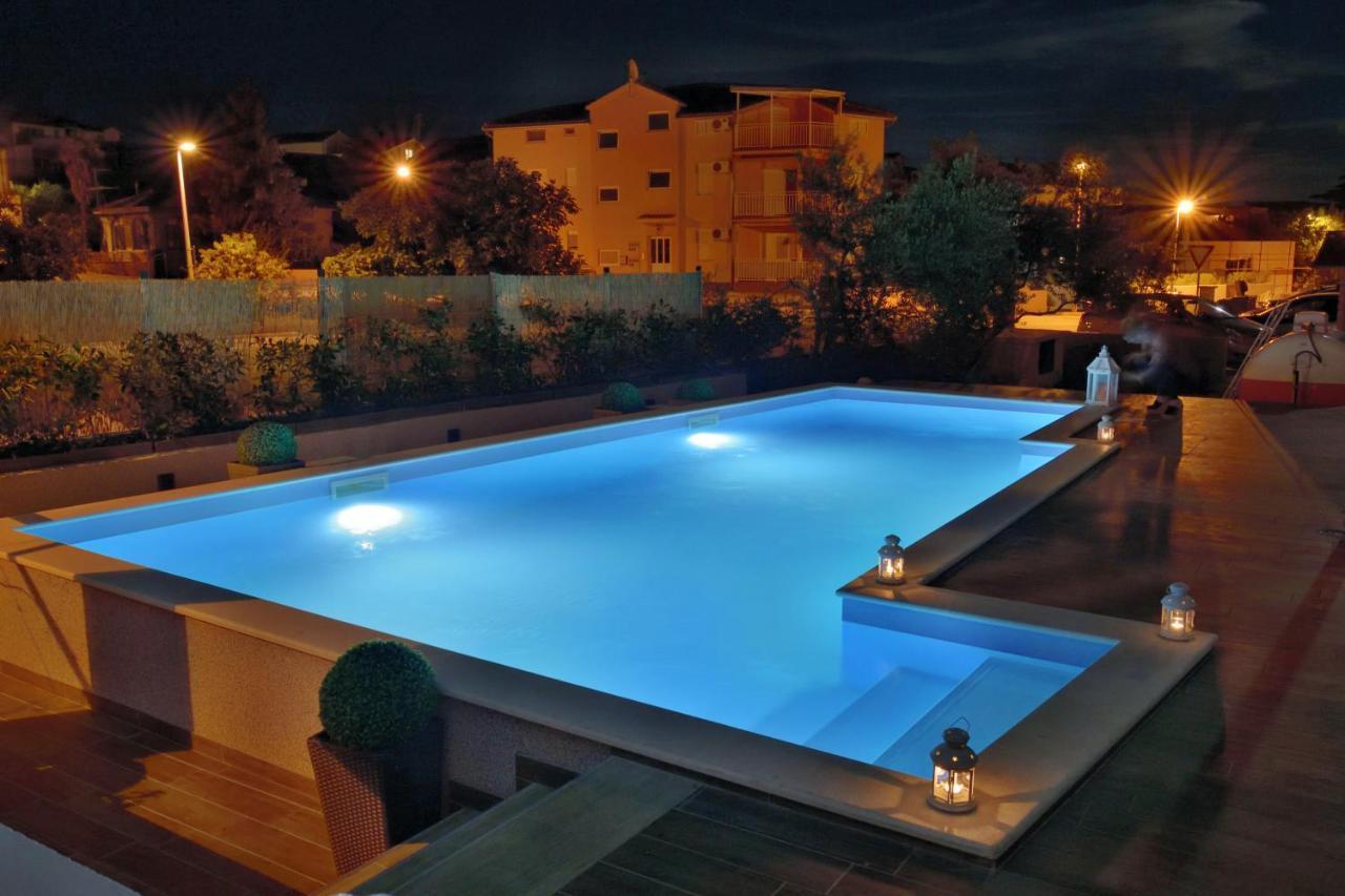Apartmani Julija Vodice Luaran gambar